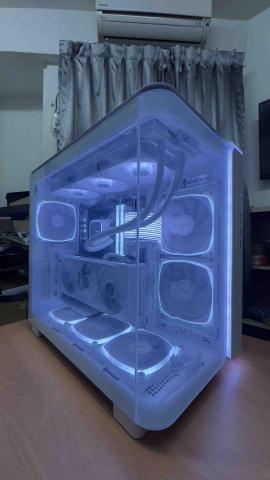 PRO360 白色側透主機 RGB 實拍